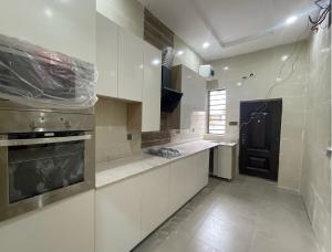 4 bedroom terrace duplex 1gBm5pBw3HqJXE8cNjlP