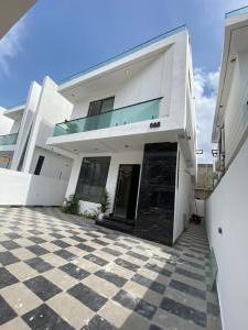 9JCga beautifully furnished 4 bedroom duplex for sale Gi8rDkHkgmkujBoS0W1M