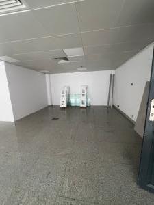 MsFtg lovely spacious office space 8Ypiz0i4tzROuoaoabwB