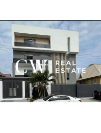 brand new 4 bedroom en suite service terraced dupl