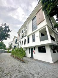 brand new 5 bedroom semi detached house with ample L00ANjF25zUygZN574lN