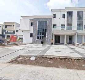 newly built 5 bedroom semi detached house with a r